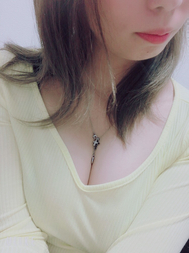 天音 ゆあ (AMANE YUA)
