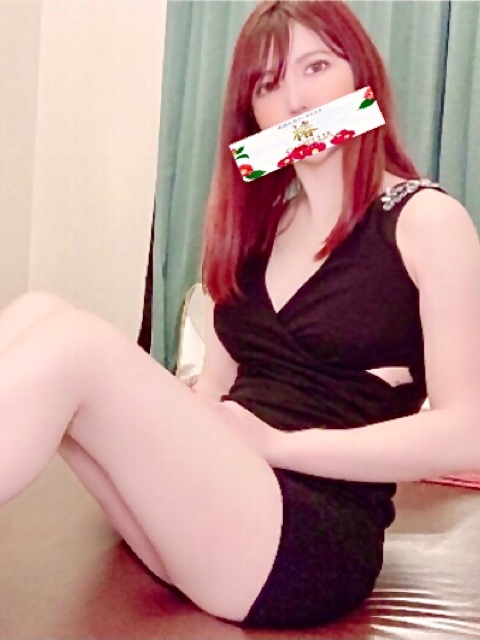 茜ナギ
