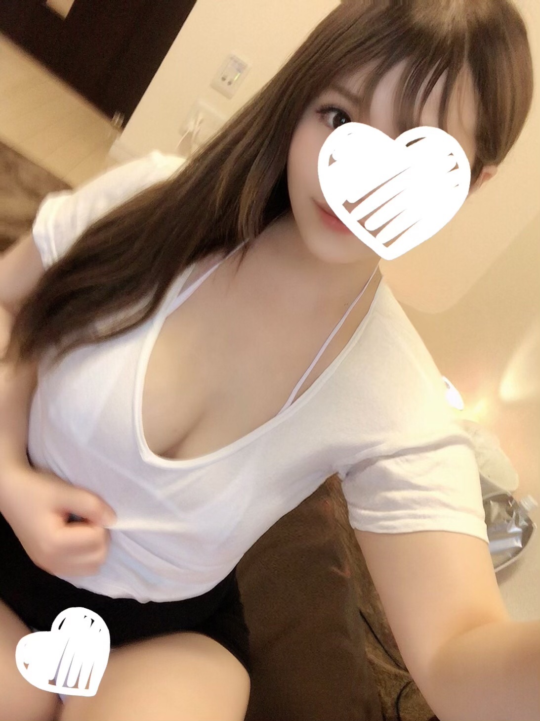 安達 ゆうか